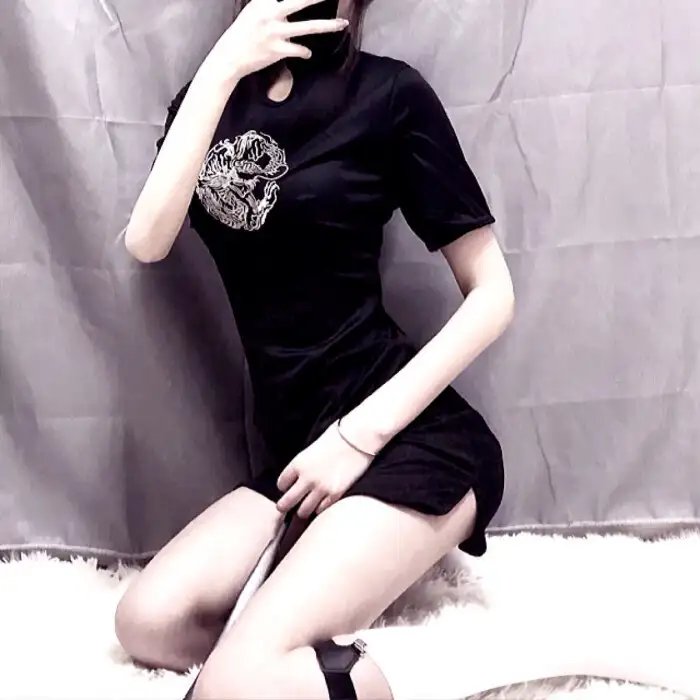 认贼作爸妈